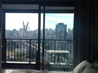 Modern Studios in a Building with a Pool in Vila Cordeiro - CTB - São Paulo - 5