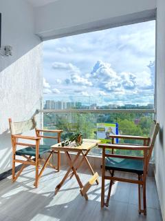 modern executive three bedroom apartment which features a swimming pool, state of the art fully equipped gym and all modern unmatched luxurious facilities which offfers luxury lifestyle - 2