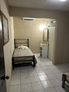 Spacious Apartment Great Location in Matamoros - Matamoros - 1