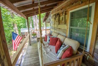 Cozy Cabin Overlooking Close to Boone and West Jefferson - 8