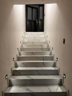 Casa nueva y moderna en el corazón de la ciudad - 5