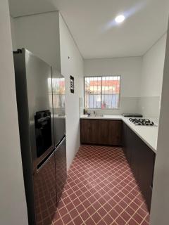 Surfer Grill Accommodation - Pradomar PC Experience - 1