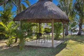 Grand Sahāna 3 - Beachfront Studio Apartment - Work from Paradise - Digital Nomad - 1