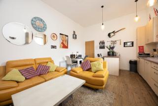 The Avenue - 1
