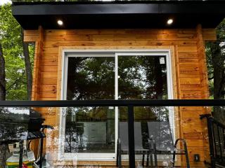 1-bedroom Unique Eco Log Cabins in Parry Sound #104 - 8