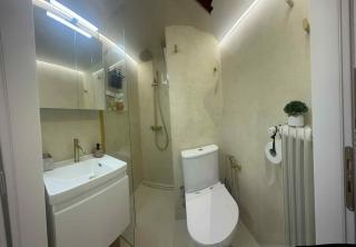 Tiny apartment in Petroupoli - 0