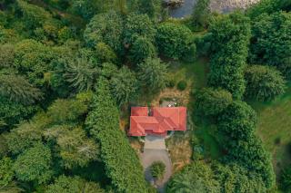 Riverside Bliss Cozy Beds, Fireplace and Gbit WiFi - 9