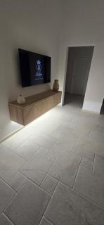 Bellini Holiday House - 4