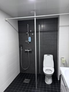 Bright Nordic-Style 2BR - 6