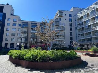 Bright Nordic-Style 2BR - 3