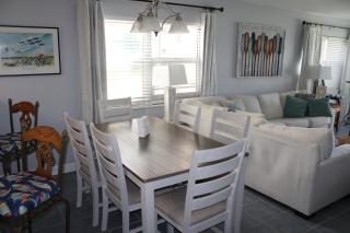 Regency Towers W 101 - 2