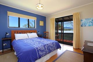 Punawai Cottage, Raglan, New Zealand - 1