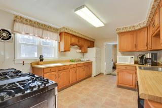 Serene Saxton Lodge 7 Mi to Lake Raystown! - 8