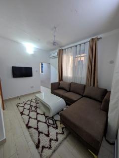 Lizs Loft - 2 bedroom by Nyumbani Apartments - 0