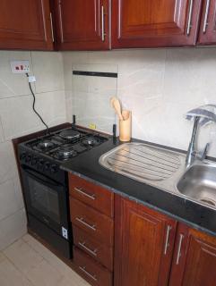 Lizs Loft - 2 bedroom by Nyumbani Apartments - 7