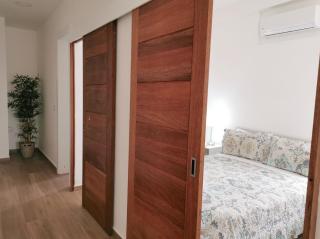 Cozy suite with pool access - 1
