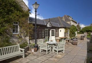 The Moonraker Hotel - 4