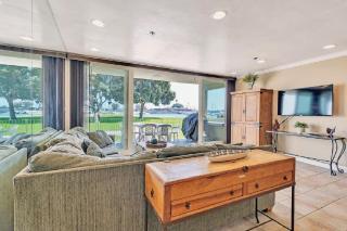 Three Bedroom Condo with Bay Views in San Diego - 8