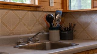 2-Bedroom Cottage #4 - Monterey Pine - 7