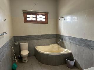 The Meadow View Lodge - 2