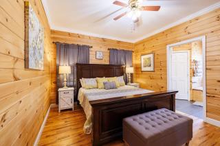 Bird House - Hot Tub, Large Yard, Horses Nearby - 5