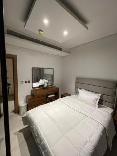 Luxury Stay in Vibrant Riyadh - 6