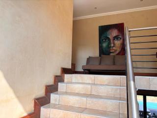 Euphoria Self Catering Home - 7