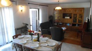 Wohnung Mit Großer Terrasse - 0