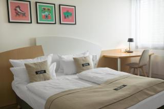 Garner Hotel Erlangen Süd by IHG - 8