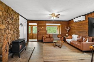 Dogwood Cabin - 1