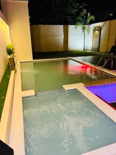 Island Crib - Luxury Villa for Stays & Events - 3