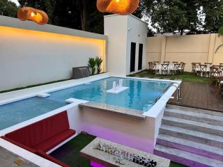 Island Crib - Luxury Villa for Stays & Events - 0