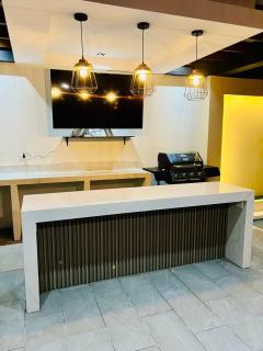 Island Crib - Luxury Villa for Stays & Events - 5