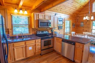 Cabin on New River, Fire Pit, Dogs OK, Hot Tub with VIEWS - Sleeps 10 - 2