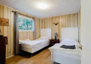 Georgian Bay Rockwood 3-bdrm Waterfront Cottage #2 - 7