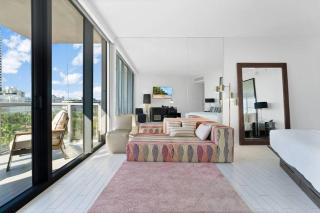 Oceanfront Elegance at W Hotel - 0