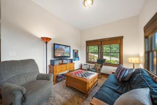 Longview Cabin - 7