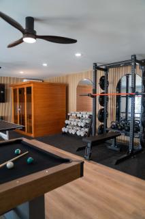 20 Guests Pool Luxe Gym Sauna Pickleball - 7