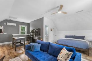 Charming Chic Charleston & DI Getaway - 0