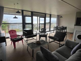 Stanmore Bay Log Cabin - short walk to beach - 8