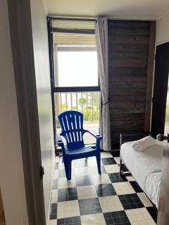 Stanmore Bay Log Cabin - short walk to beach - 4
