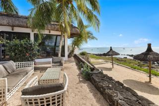 Grand Sahāna 10 - 1BR Beachfront Apartment - Work from Paradise - Digital Nomad - 9
