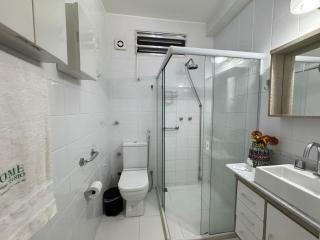 Na Quadra da Praia com 2 Suites NSC1141-906 - 1