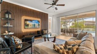 6BR Luxury Home with Private Pool and BBQ - 9