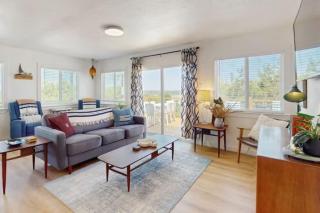 Budget Friendly Lake Getaway with Decks and Grill - 7