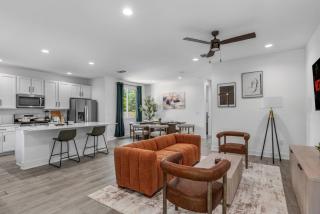Mega Lux Combined Unit - Up to 36 Guests - 5
