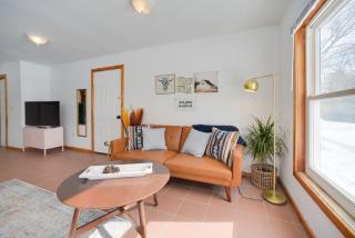 Cozy Studio on Secluded 55 Acres with Fire Pit! - 4