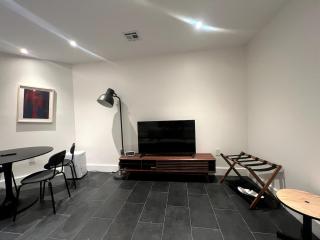 Newly Renovated 2BR with Backyard - 6