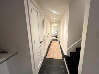 Newly Renovated 2BR with Backyard - New York - 5