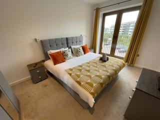 Pearl Bay - One bedroom Luxury Apartment in St Albans - 4